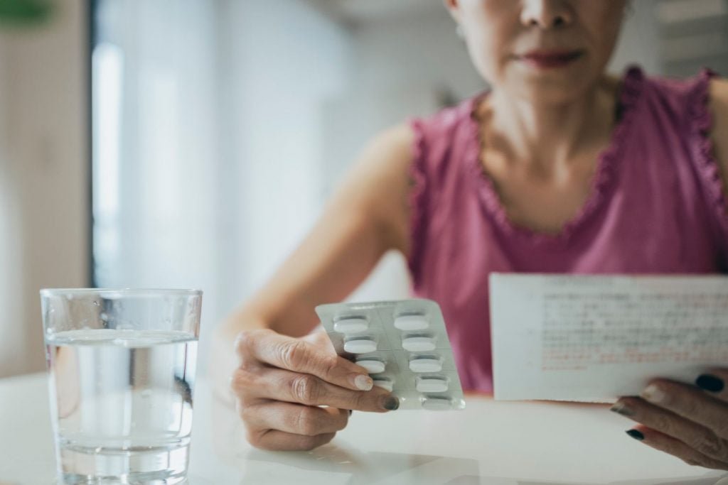 Menopausa e tratamento hormonal: o que muda com a nova decisão do FDA?